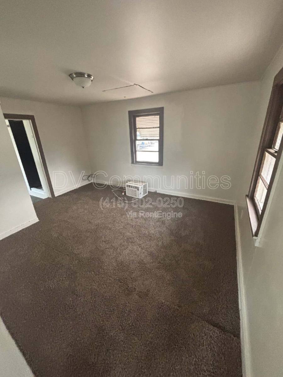 Apartment for rent at 47609 Oregon 58 #9, Oakridge, OR 97463