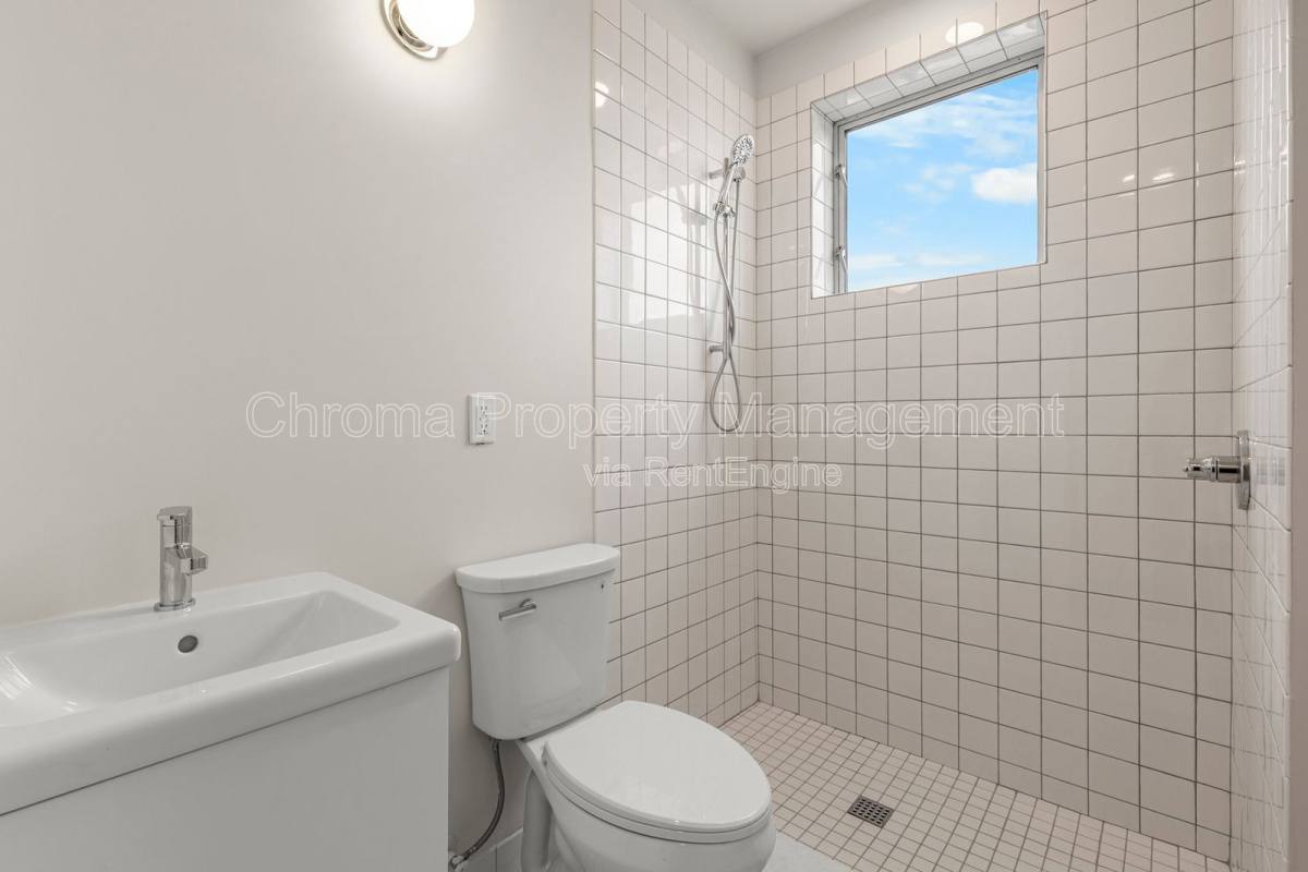 Apartment for rent at 7480 N Delaware Ave #304, Portland, OR 97217