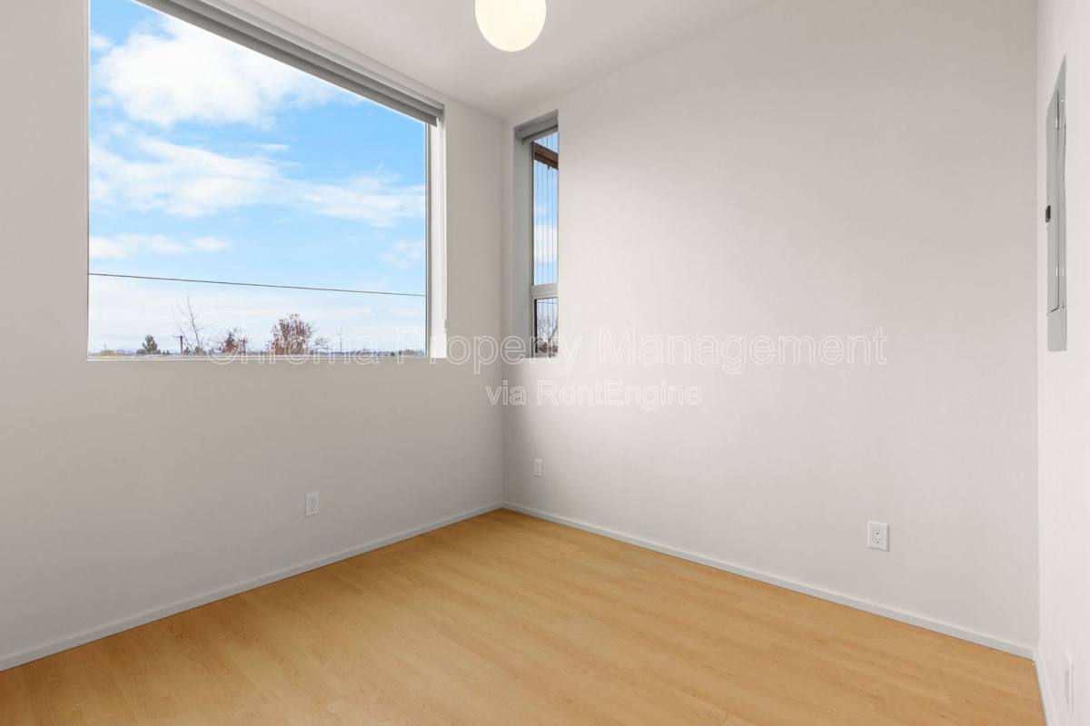 Apartment for rent at 7480 N Delaware Ave #304, Portland, OR 97217