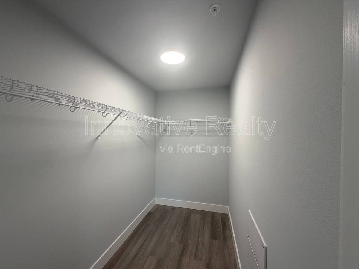 Apartment for rent at 2240 Florida Dr, Deltona, FL 32738