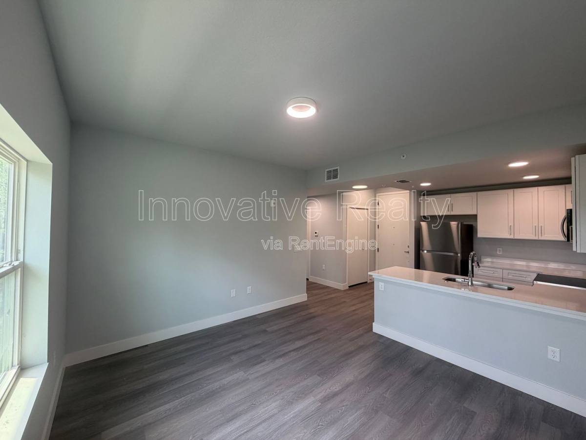 Apartment for rent at 2240 Florida Dr, Deltona, FL 32738