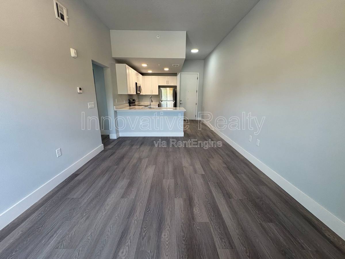 Apartment for rent at 2240 Florida Dr, Deltona, FL 32738