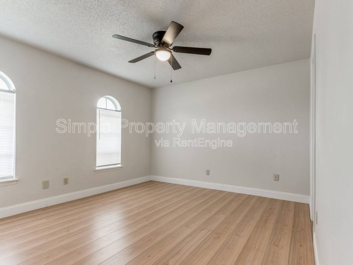 House for rent at 5816 NW 90th St, Oklahoma City, OK 73132