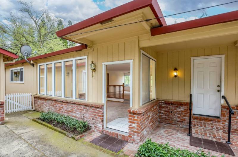 House for rent at 4510 Chicago Ave, Fair Oaks, CA 95628