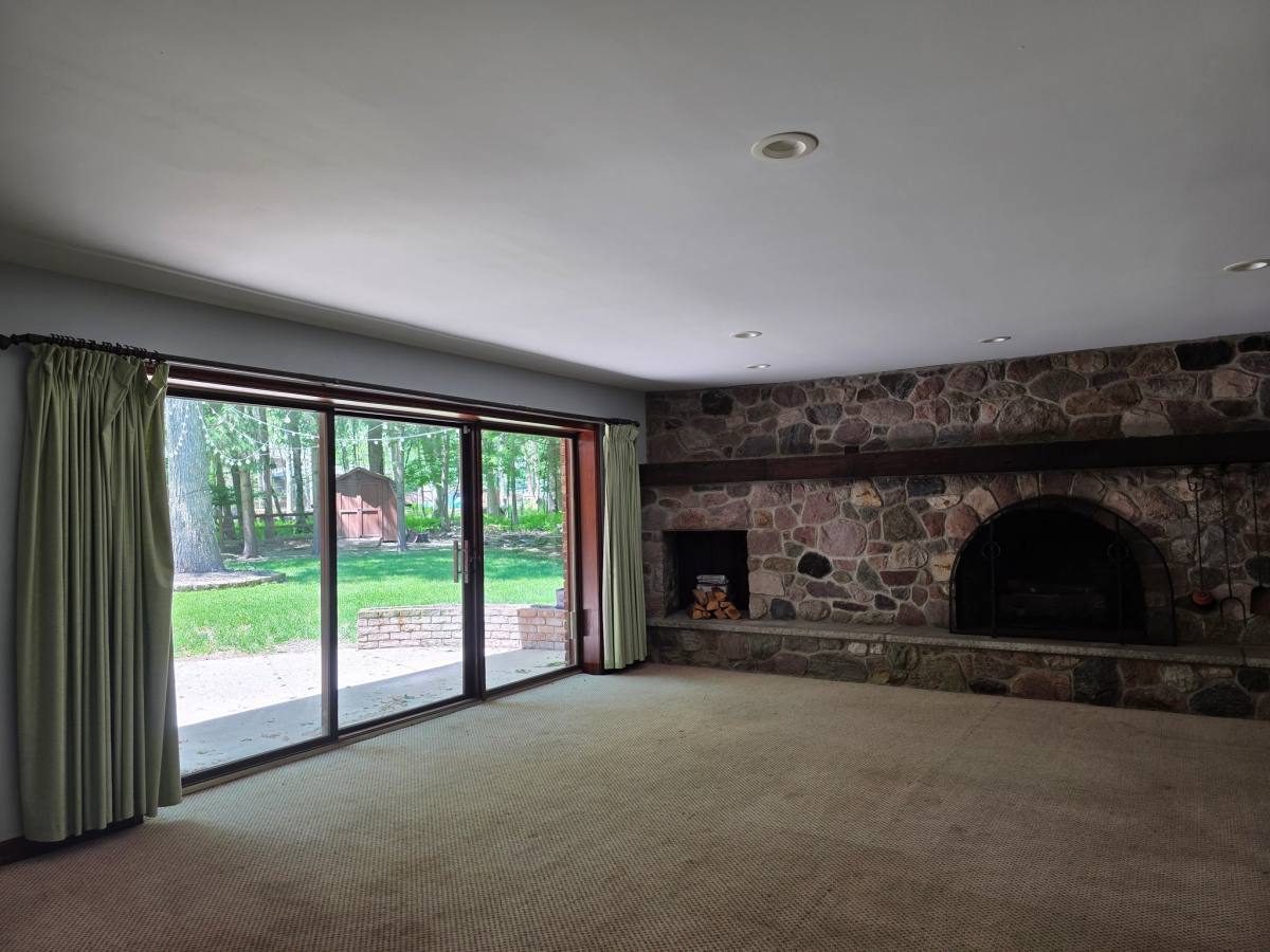 House for rent at 197 Winchester Dr, East Stroudsburg, PA 18301