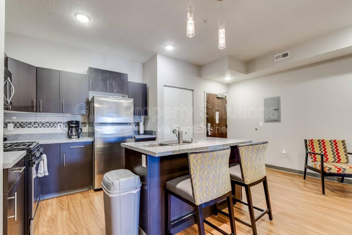 Apartment for rent at 950 4th St NW #203, Albuquerque, NM 87102