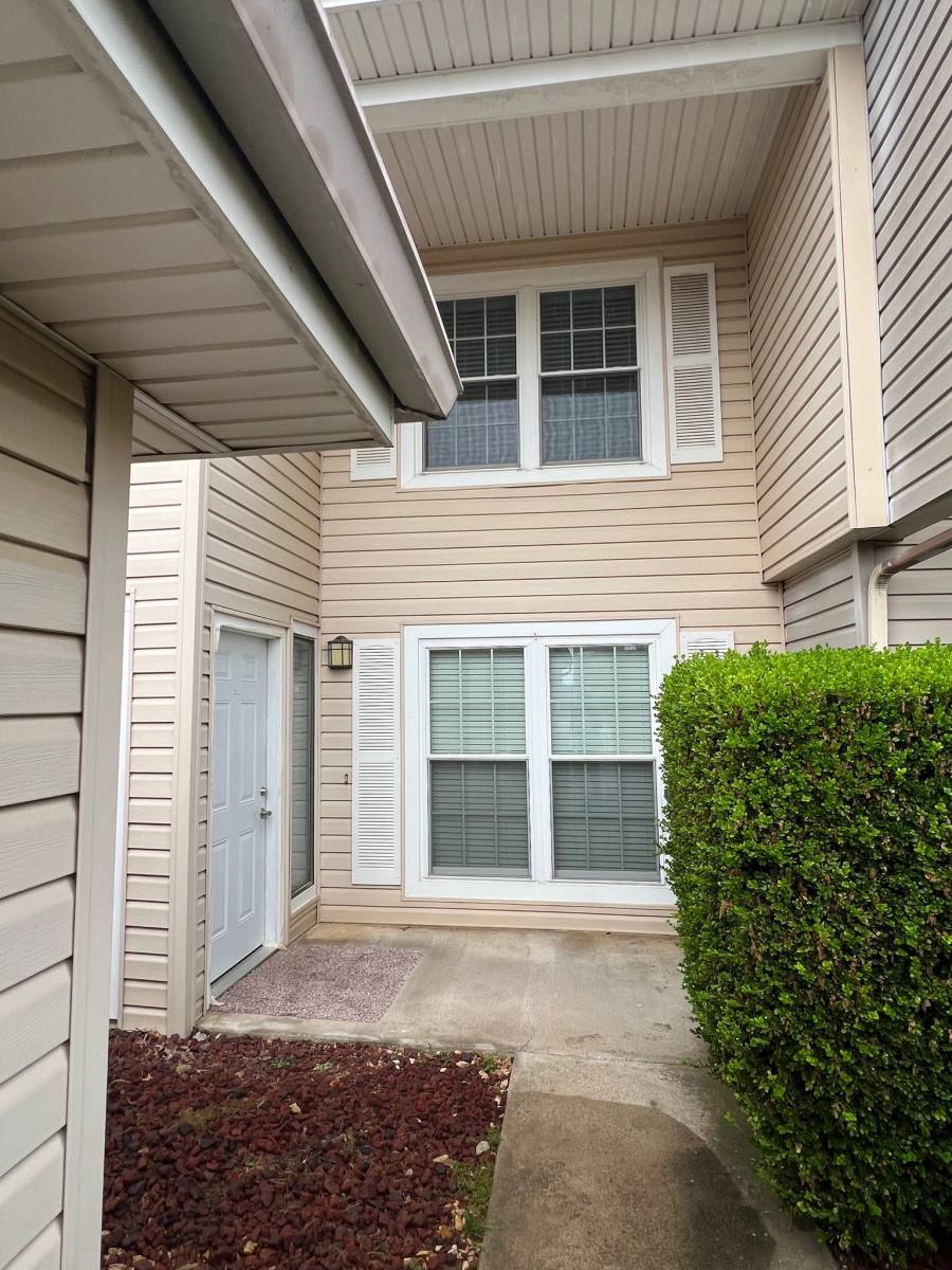 Townhouse for rent at 7129 S Braden Ave, Tulsa, OK 74136