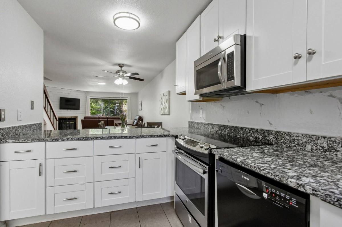Townhouse for rent at 7474 E Arkansas Ave #2504, Denver, CO 80231
