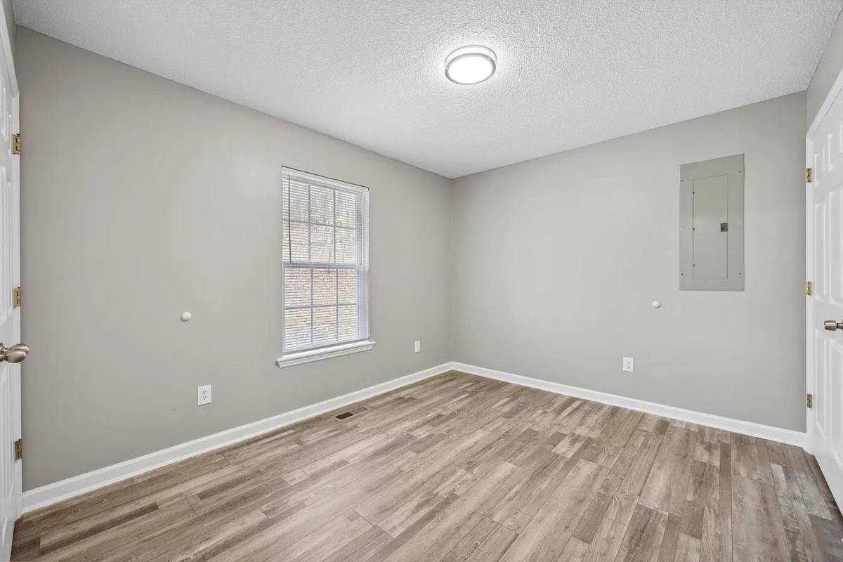 Apartment for rent at 1469 Hickory Grove Rd #B, Ringgold, GA 30736