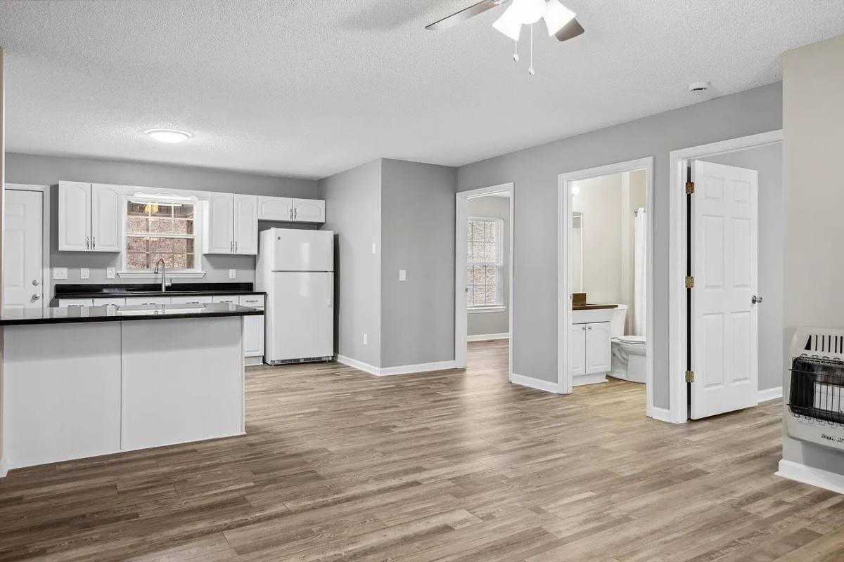 Apartment for rent at 1469 Hickory Grove Rd #B, Ringgold, GA 30736