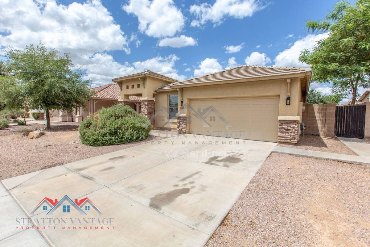 3068 E Ravenswood Dr, Gilbert, AZ 85298 - House for Rent - Image 2