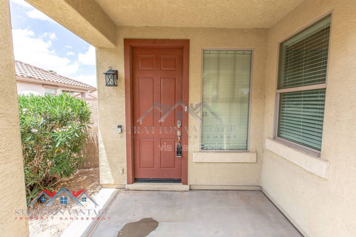 House for rent at 3068 E Ravenswood Dr, Gilbert, AZ 85298
