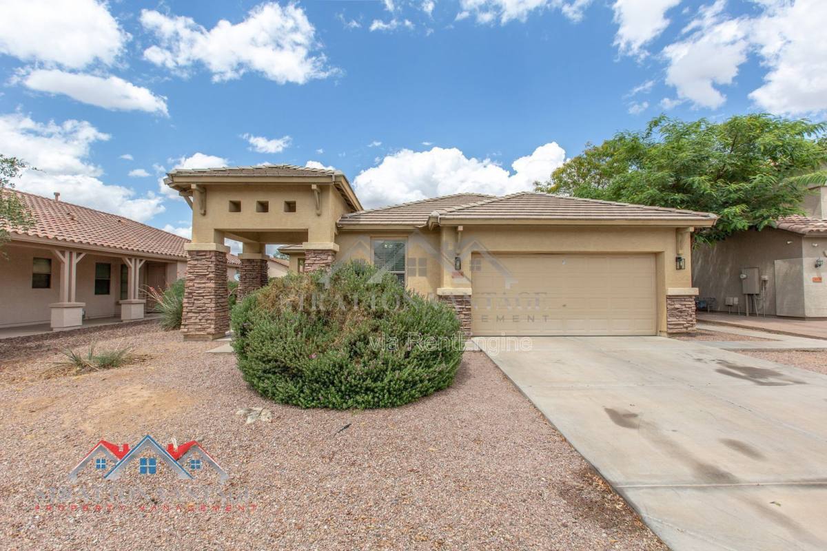 House for rent at 3068 E Ravenswood Dr, Gilbert, AZ 85298