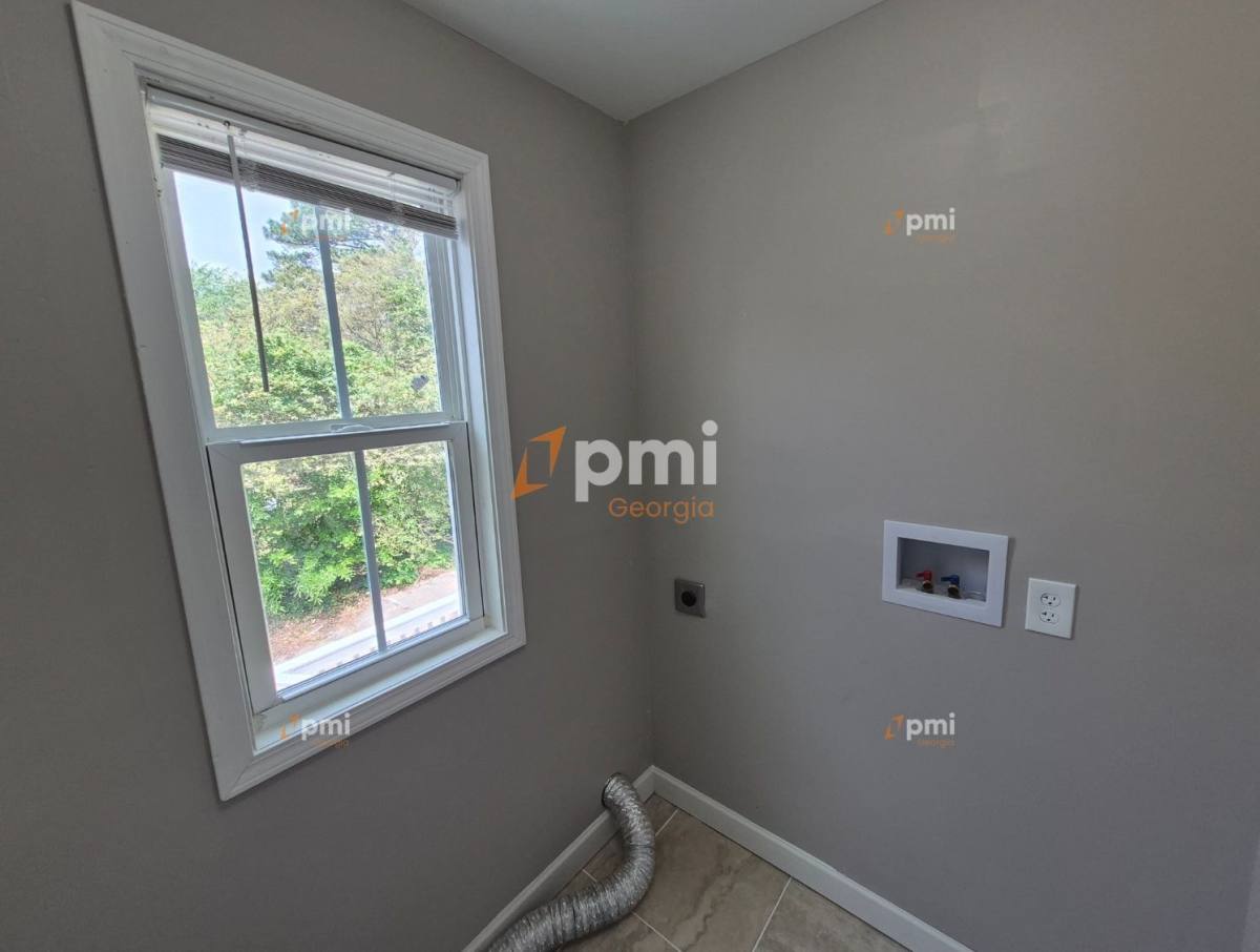 House for rent at 365 Elder St, Fairburn, GA 30213