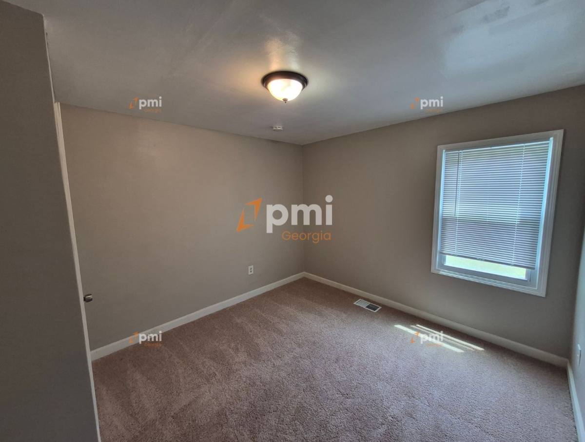 House for rent at 365 Elder St, Fairburn, GA 30213
