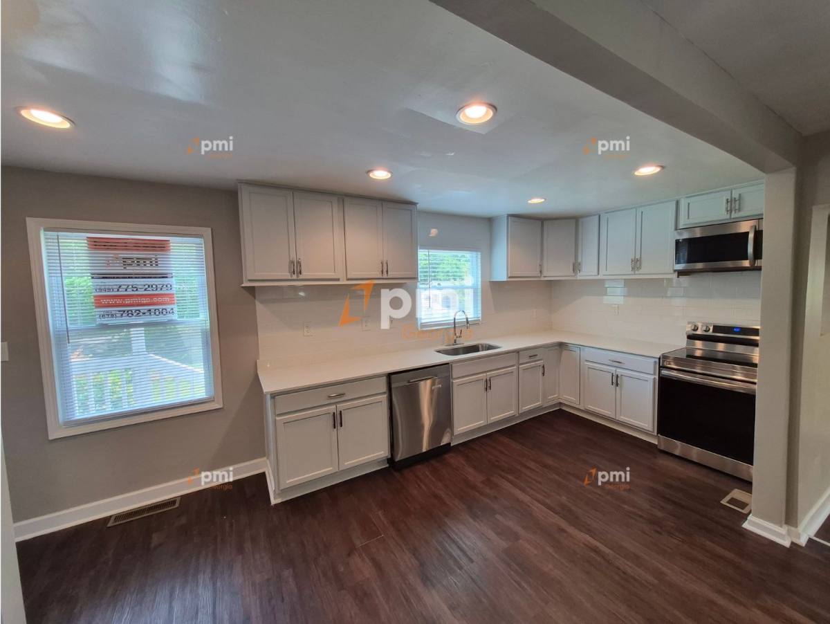 House for rent at 365 Elder St, Fairburn, GA 30213