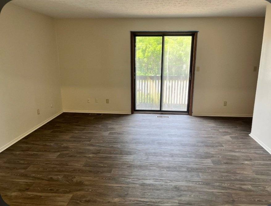Townhouse for rent at 636 Portage Lakes Dr, Akron, OH 44319