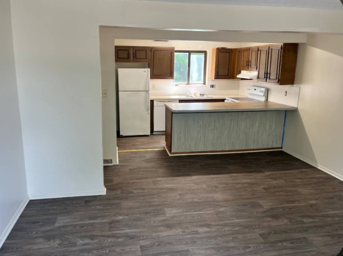 Townhouse for rent at 636 Portage Lakes Dr, Akron, OH 44319