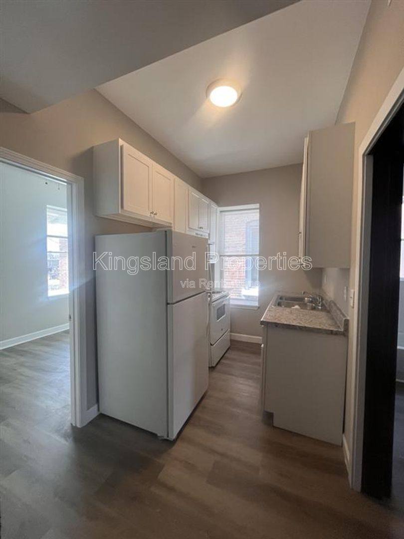 Apartment for rent at 4578 Evans Ave #A, Saint Louis, MO 63113