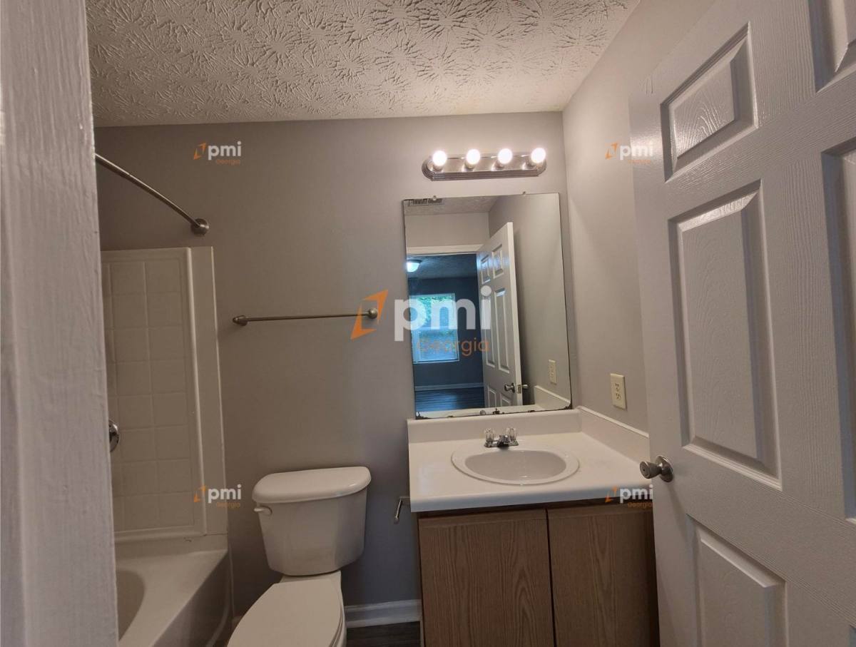 Condo for rent at 2204 Fairington Village Dr, Lithonia, GA 30038
