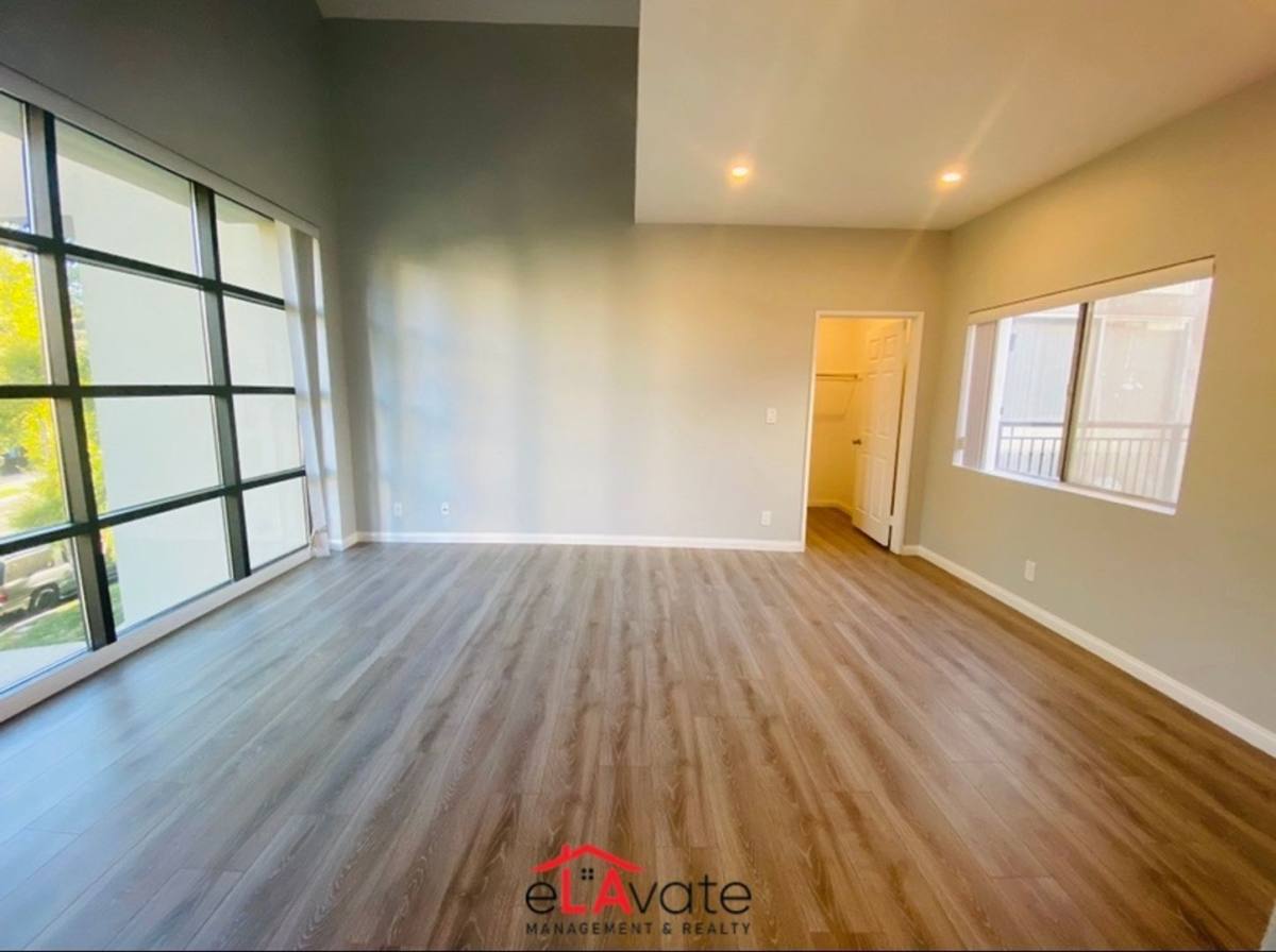 Apartment for rent at 14625 Dickens St #110, Sherman Oaks, CA 91403