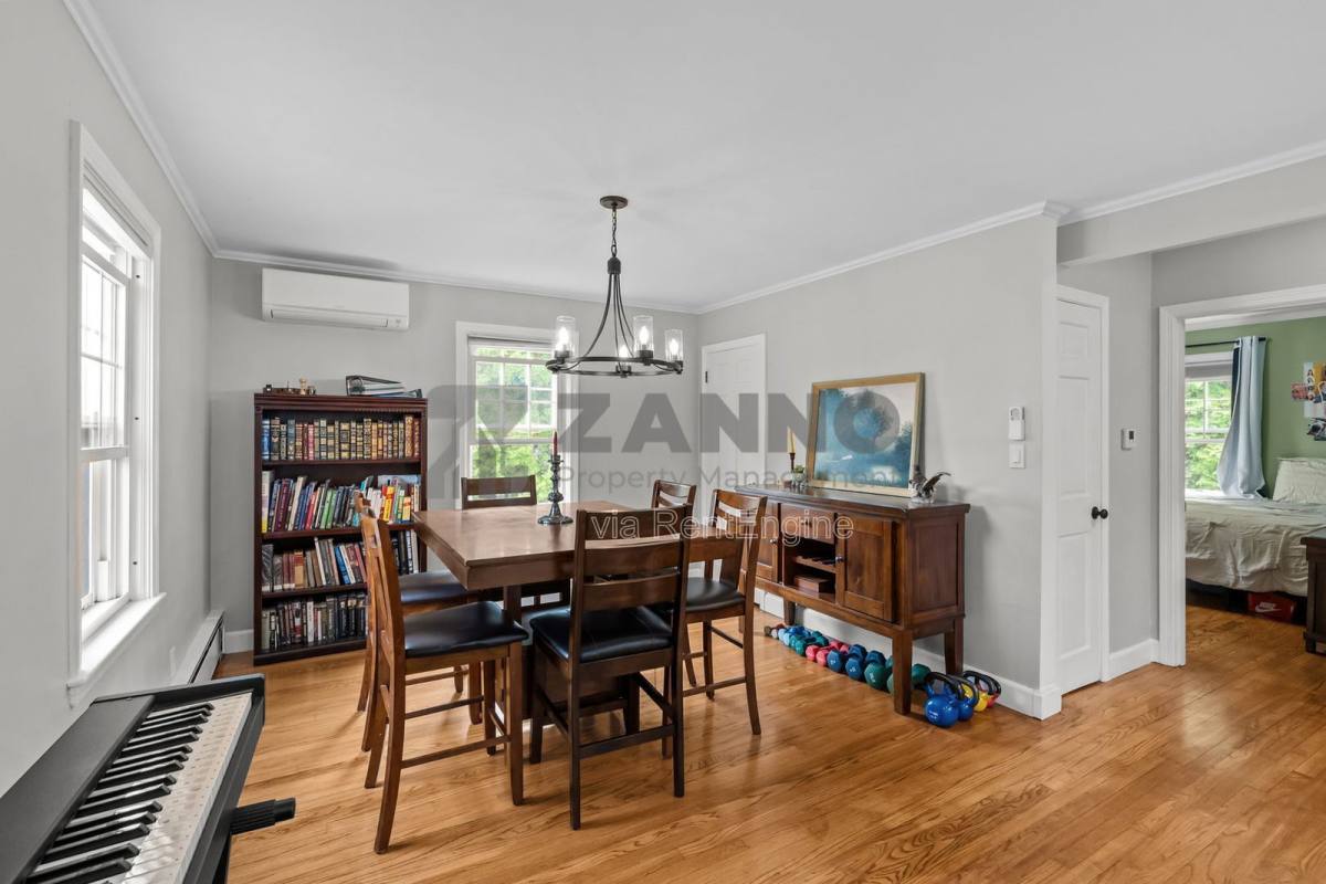 House for rent at 14 Verndale Circle, Bristol, RI 02809