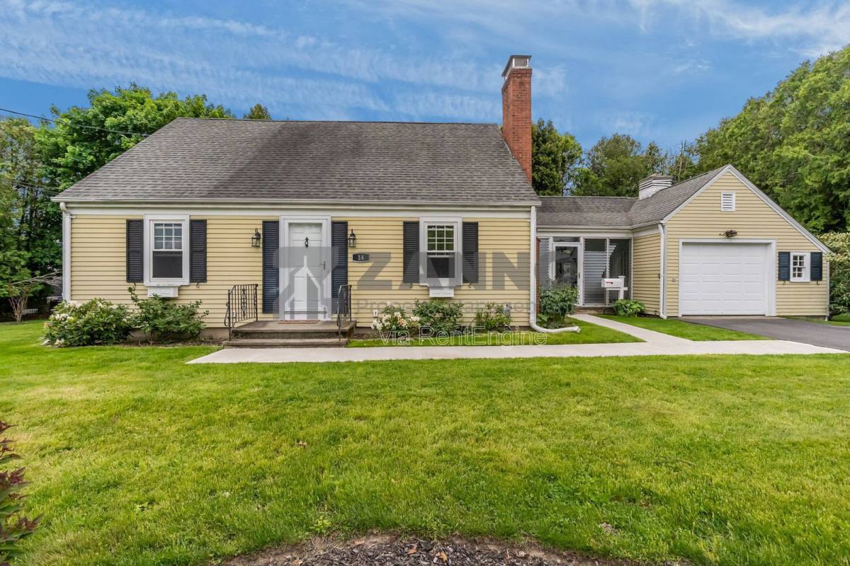 House for rent at 14 Verndale Circle, Bristol, RI 02809