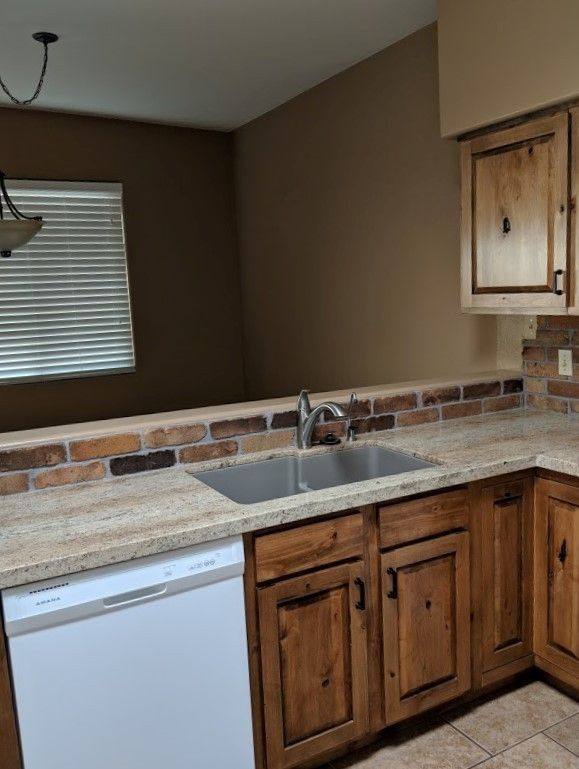 House for rent at 10352 N Fox Croft Lane, Tucson, AZ 85737