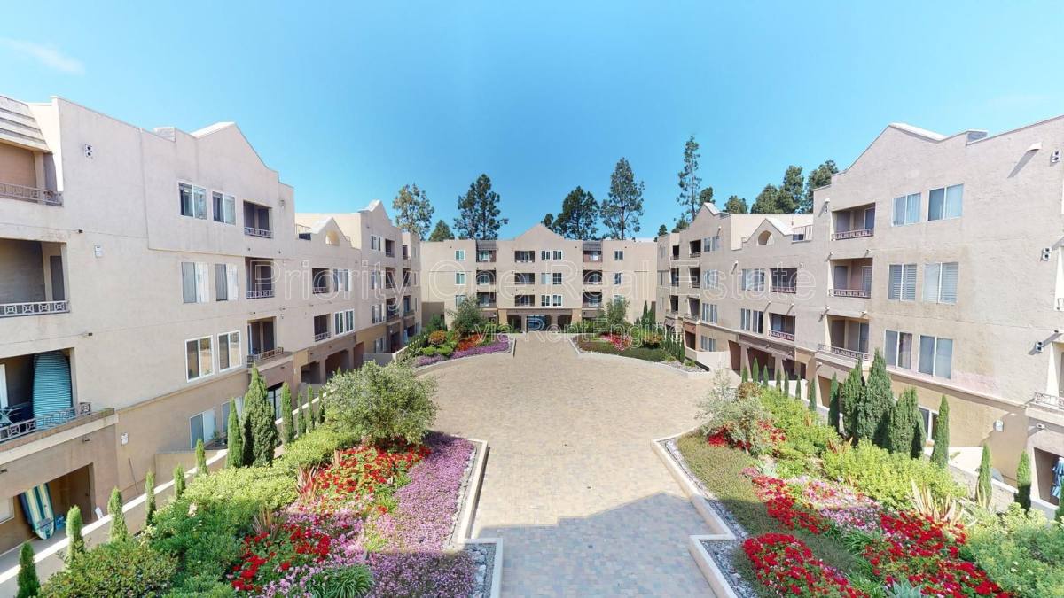 Apartment for rent at 8889 Caminito Plaza Centro #7339, San Diego, CA 92122
