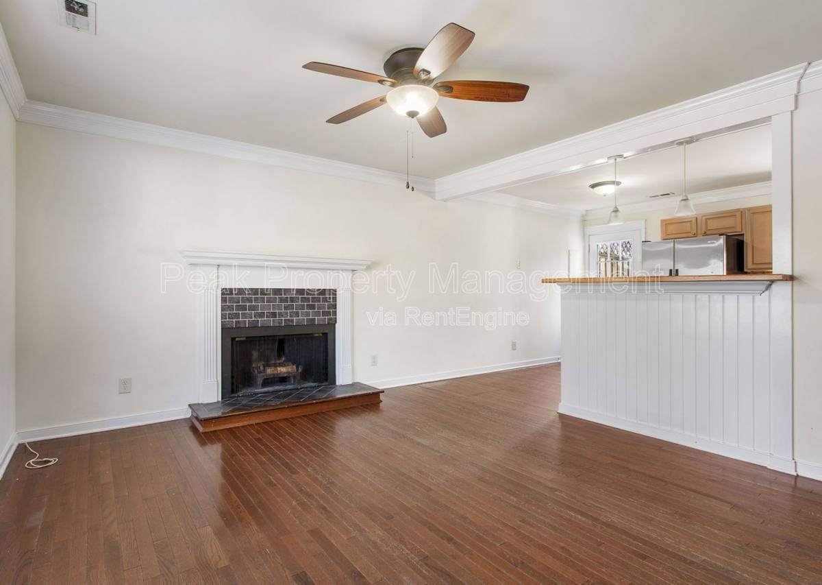 House for rent at 2718 Grantwood Court, Richmond, VA 23225