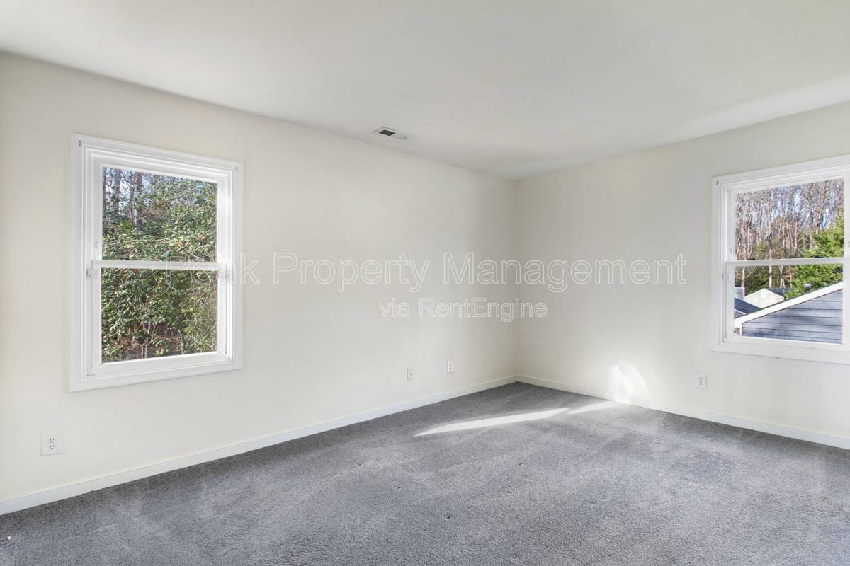 House for rent at 2718 Grantwood Court, Richmond, VA 23225