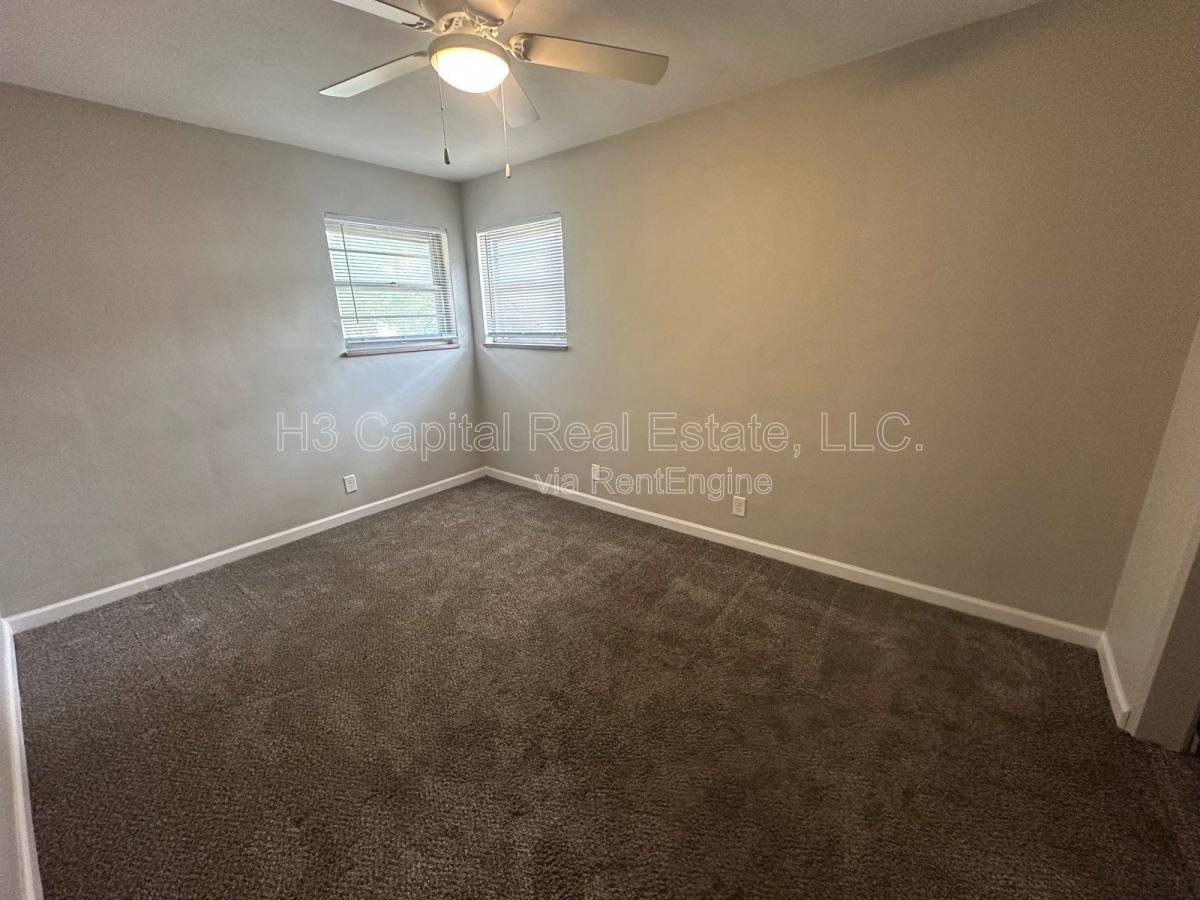 Apartment for rent at 219 N 48th St #4, Belleville, IL 62226