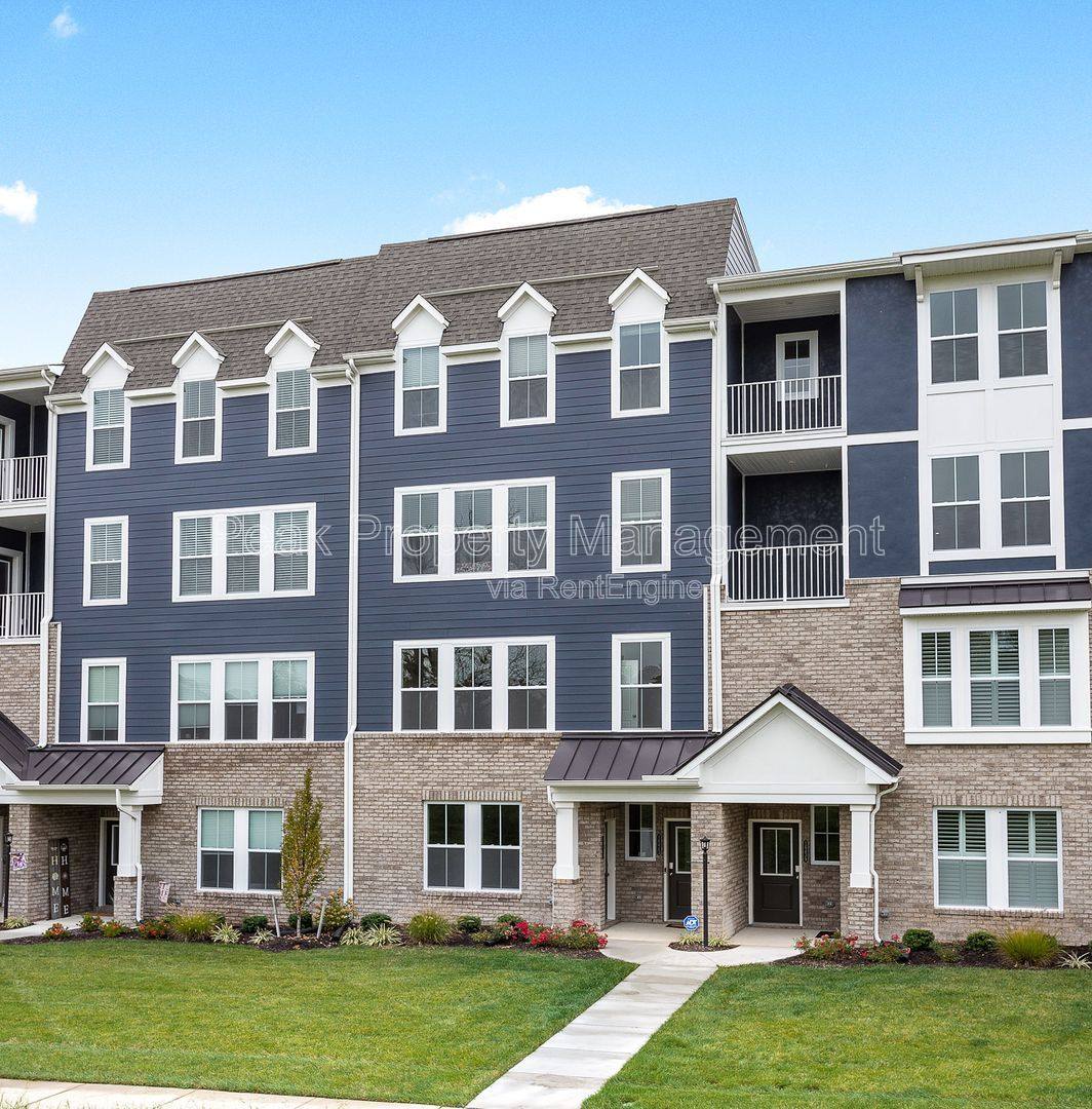 Townhouse for rent at 14445 Hancock Towns Dr, Chesterfield, VA 23832