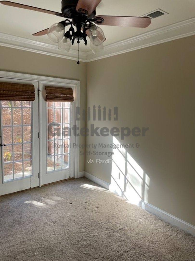 Townhouse for rent at 607 Lexington Village, Peachtree City, GA 30269