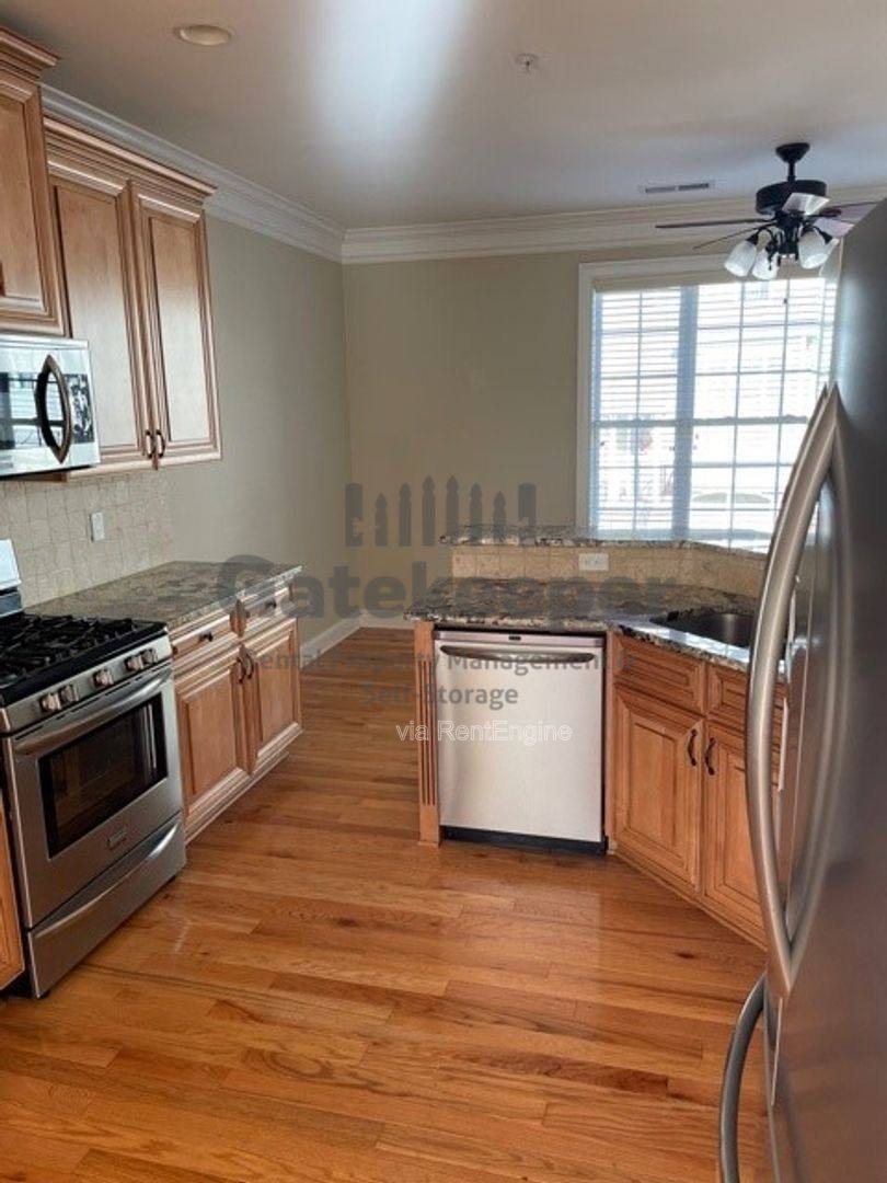 Townhouse for rent at 607 Lexington Village, Peachtree City, GA 30269