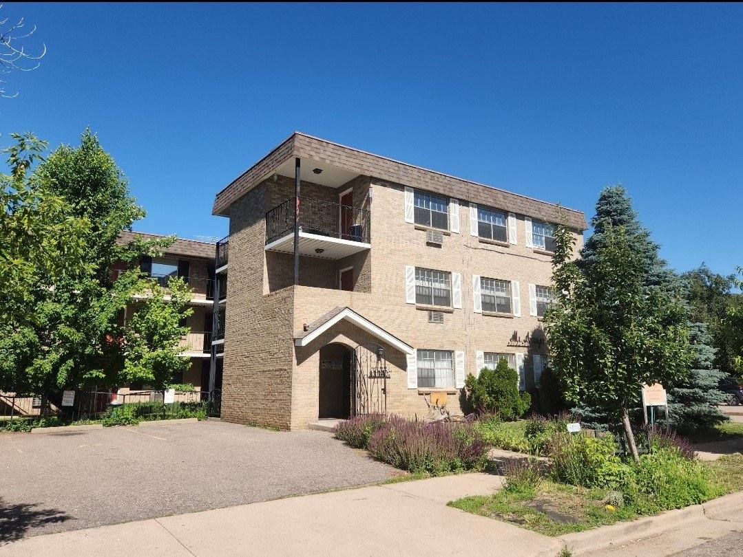 Apartment for rent at 3301 S Washington St #206, Englewood, CO 80113