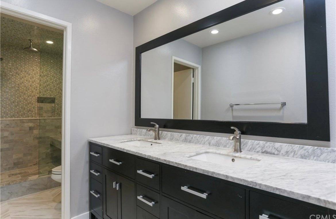 Apartment for rent at 21372 Brookhurst St #128, Huntington Beach, CA 92646