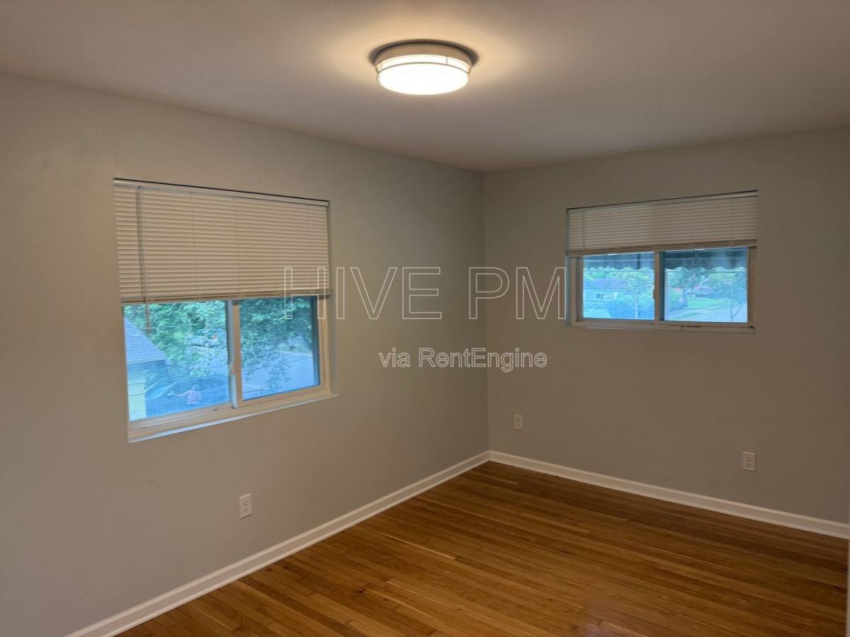 Apartment for rent at 5425 Stewart Ave #4, Cincinnati, OH 45227