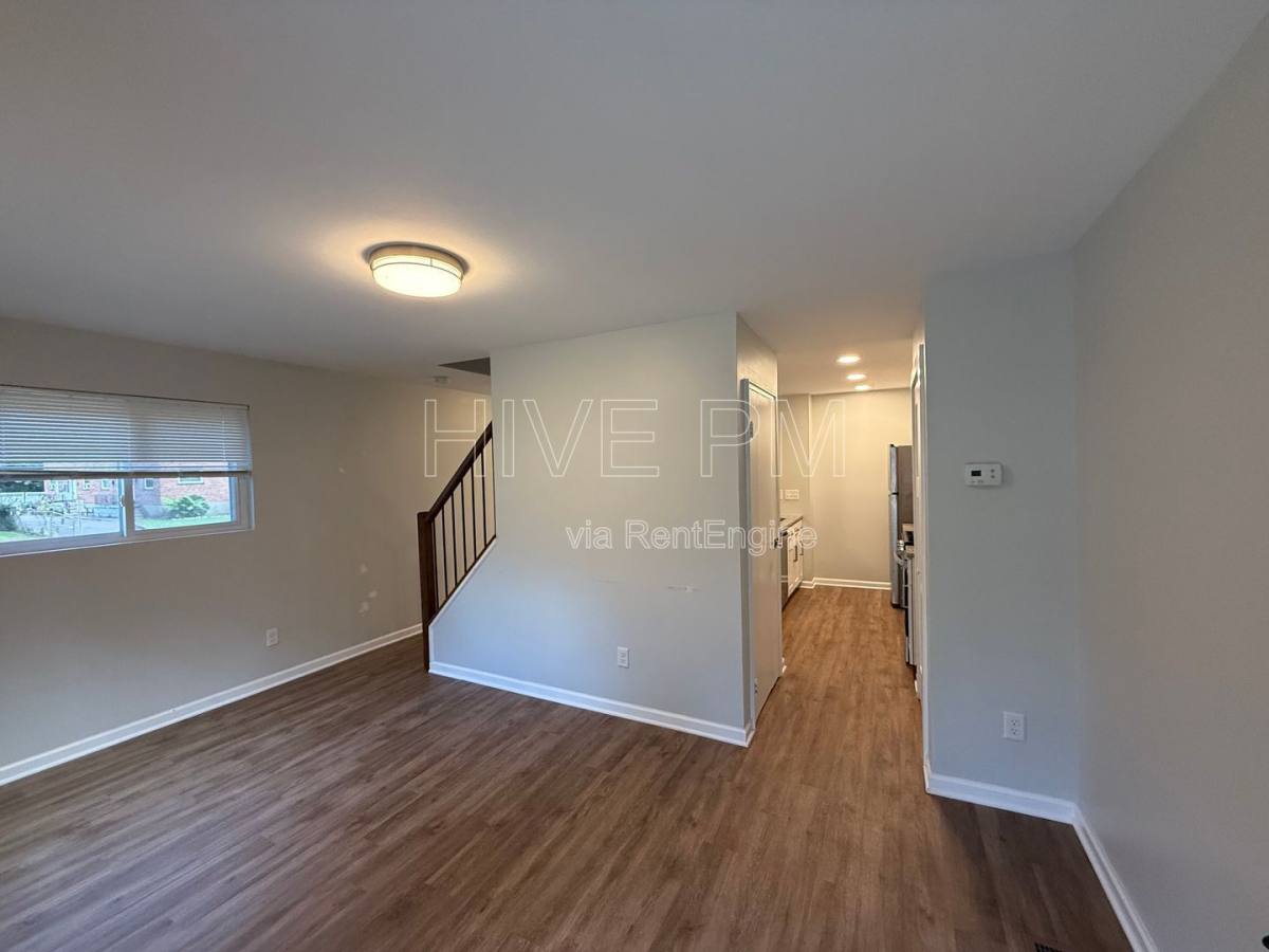 Apartment for rent at 5425 Stewart Ave #4, Cincinnati, OH 45227