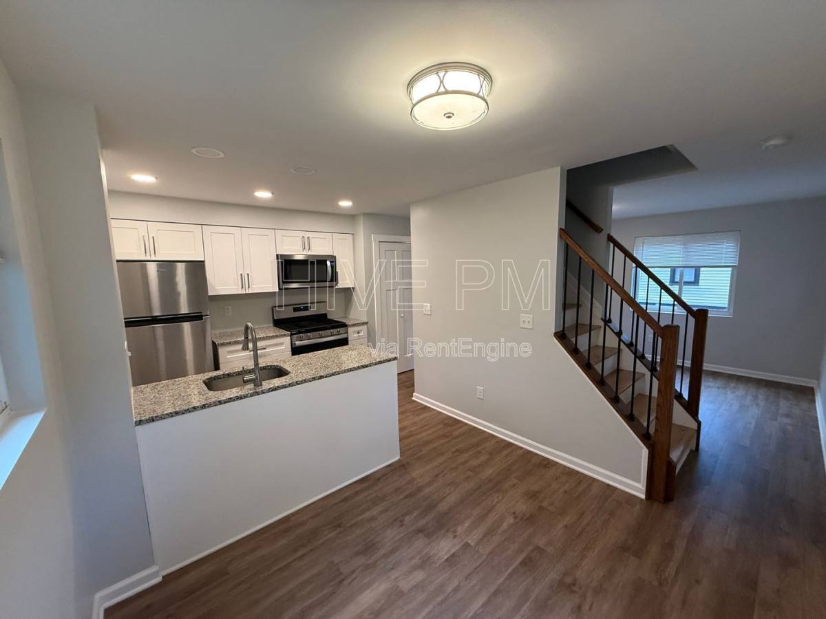 Apartment for rent at 5425 Stewart Ave #4, Cincinnati, OH 45227