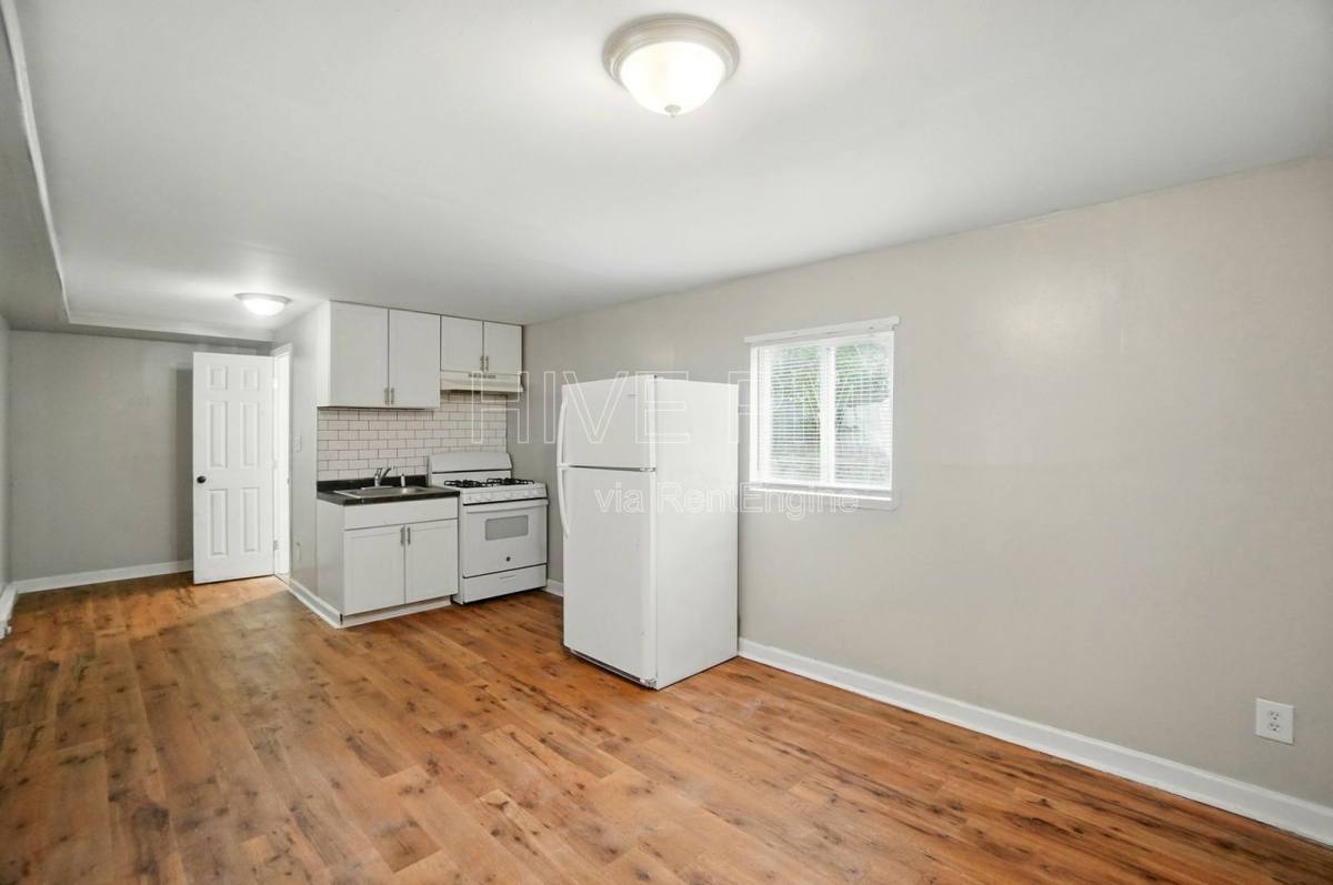 Apartment for rent at 39 Wuest St #5, Cincinnati, OH 45217