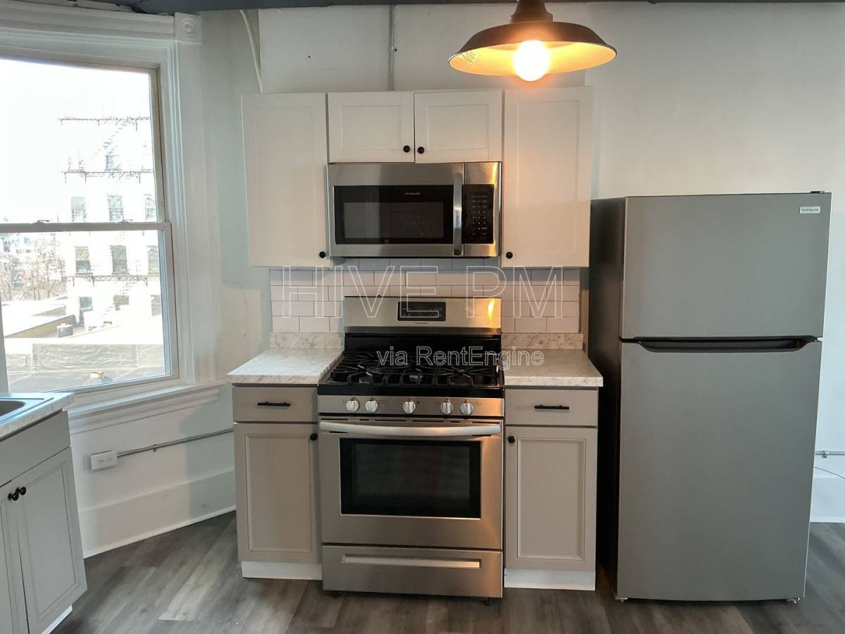 Apartment for rent at 4539 Montgomery Rd #2, Cincinnati, OH 45212