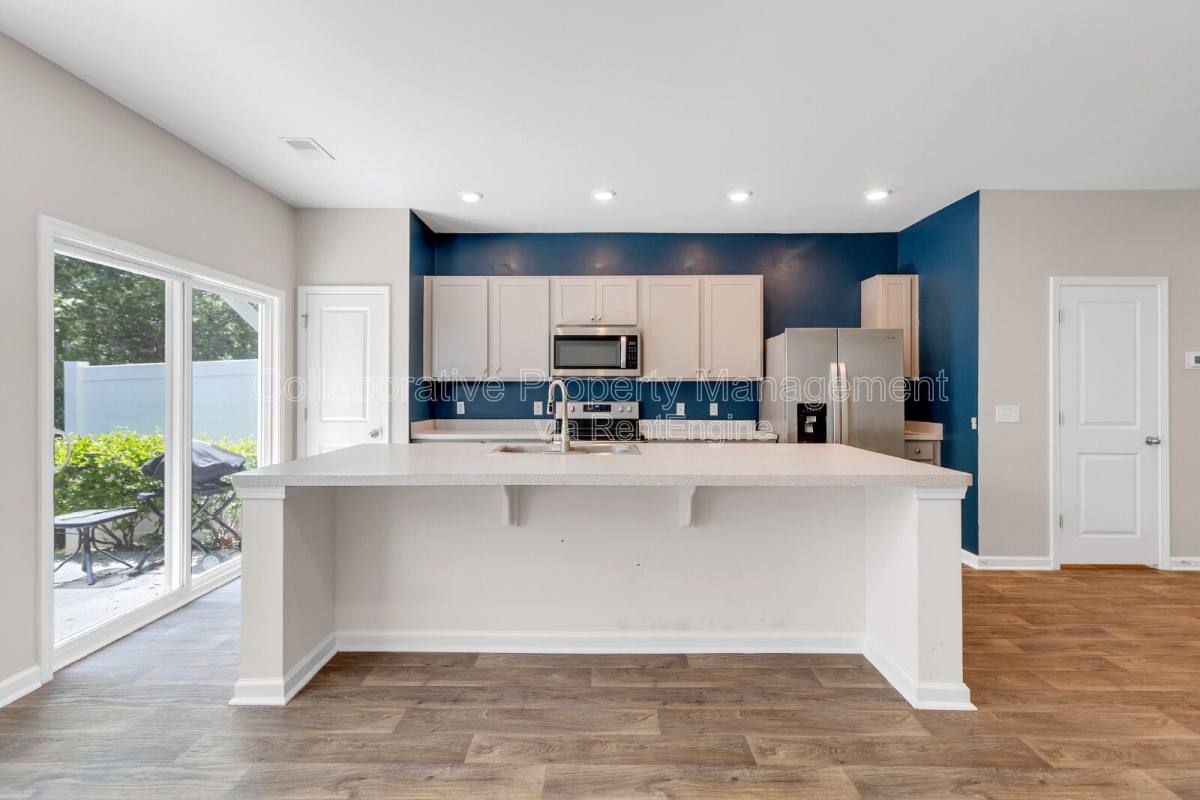 House for rent at 13 Villas of Garrard Dr, Savannah, GA 31405