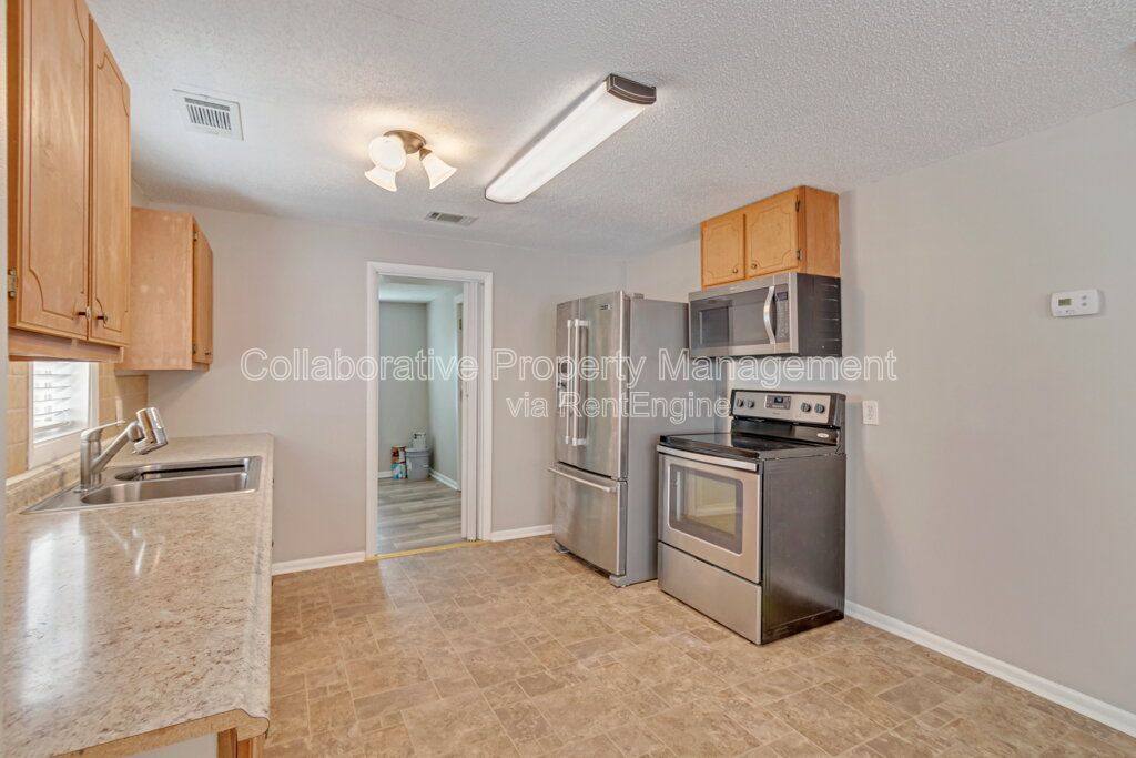 House for rent at 2025 Eppinger St, Savannah, GA 31415