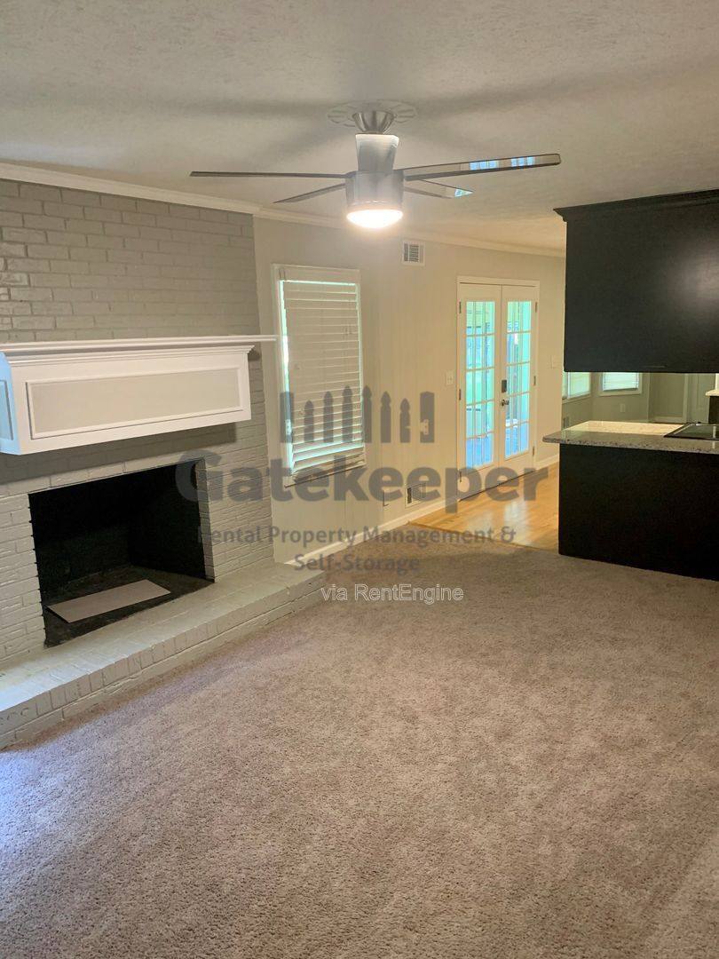 House for rent at 216 Ginger Cake Rd, Fayetteville, GA 30214