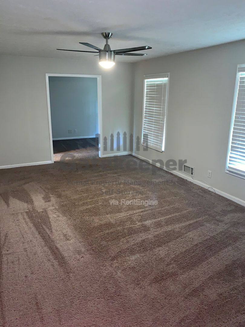 House for rent at 216 Ginger Cake Rd, Fayetteville, GA 30214