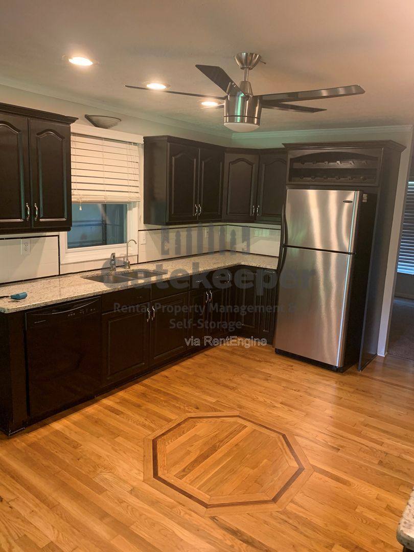House for rent at 216 Ginger Cake Rd, Fayetteville, GA 30214