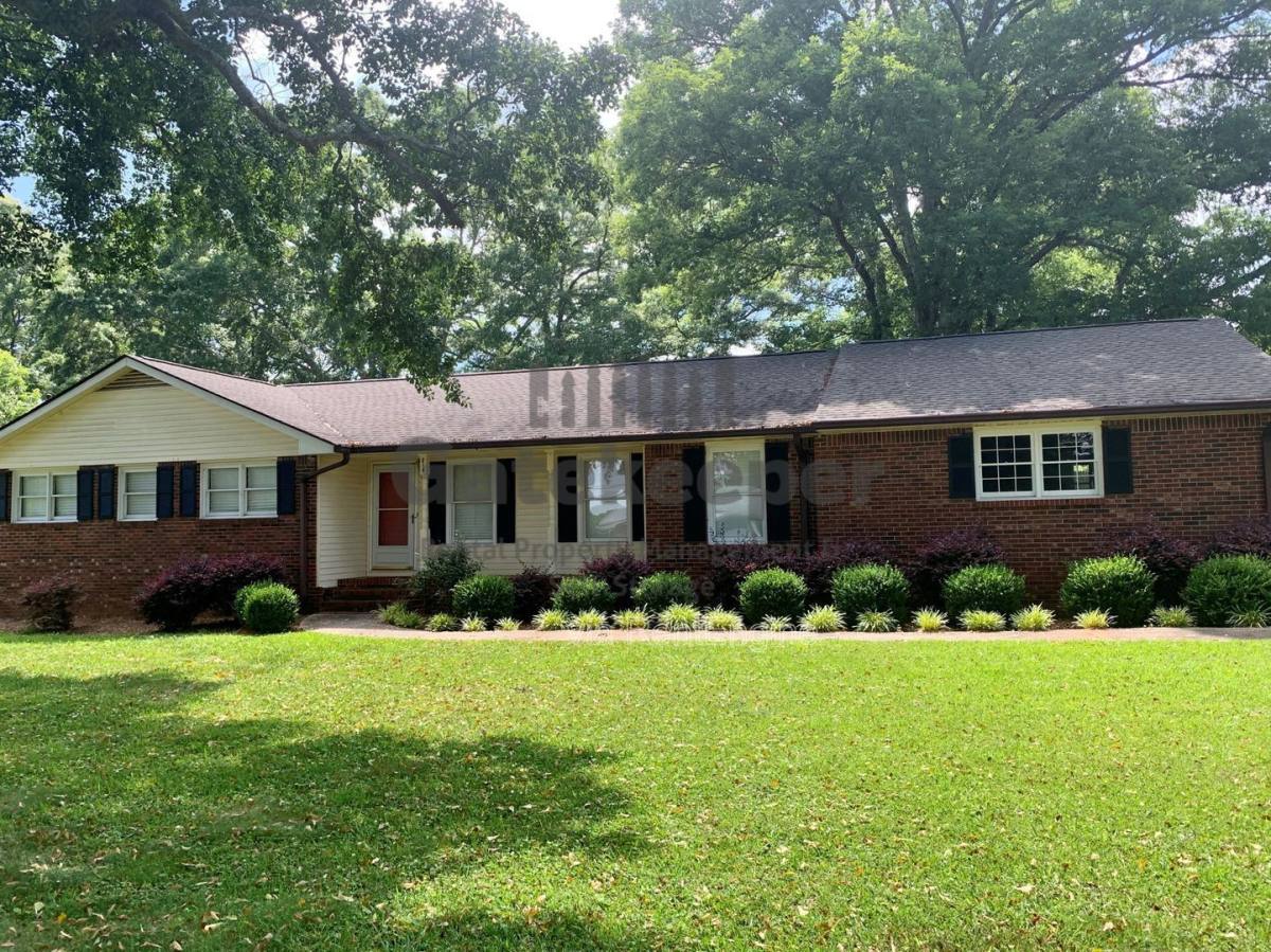 House for rent at 216 Ginger Cake Rd, Fayetteville, GA 30214