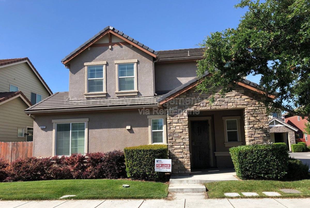 House for rent at 4437 W Pinsapo Dr, Fresno, CA 93722