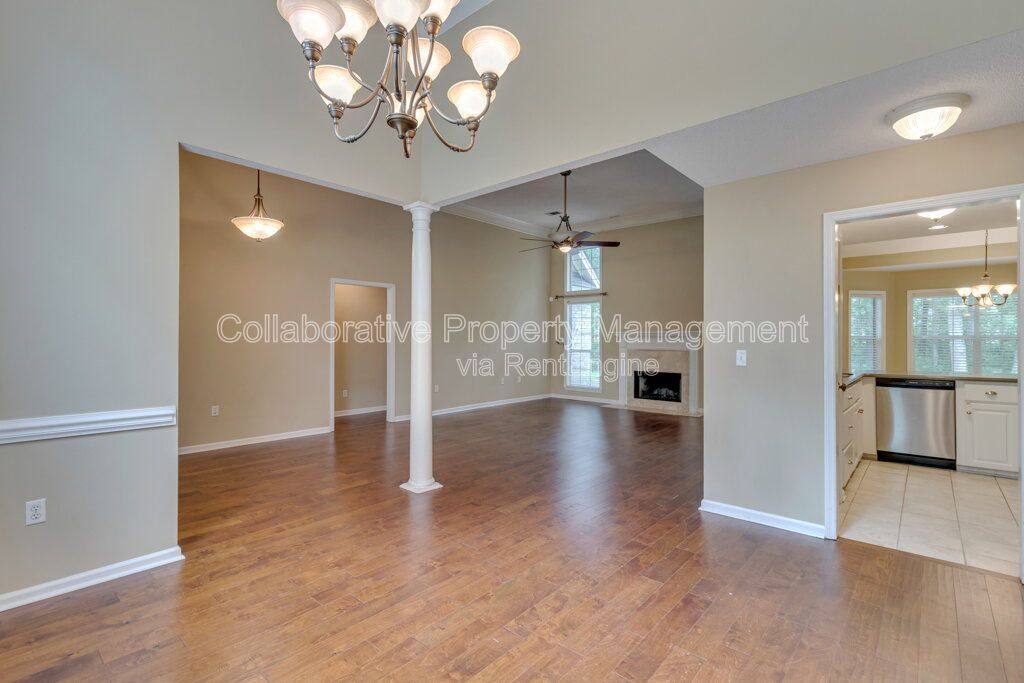 House for rent at 24 Dover Dr, Richmond Hill, GA 31324